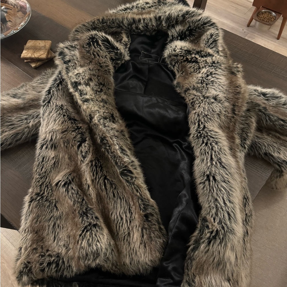 HOODED MEN'S FAUX FUR COAT | GREY WOLF